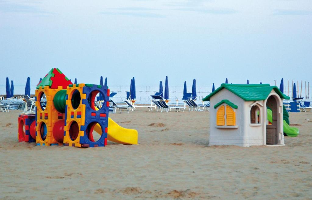 Hotel Beny Lido di Jesolo Exterior foto